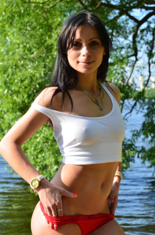 Розалия, 22